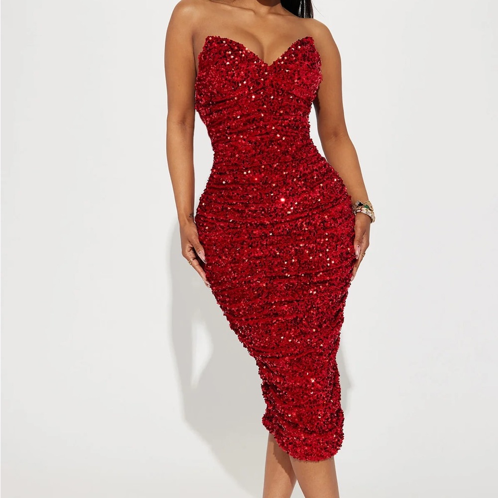 Fashion Nova Sahara Sequin Midi Dress - Red